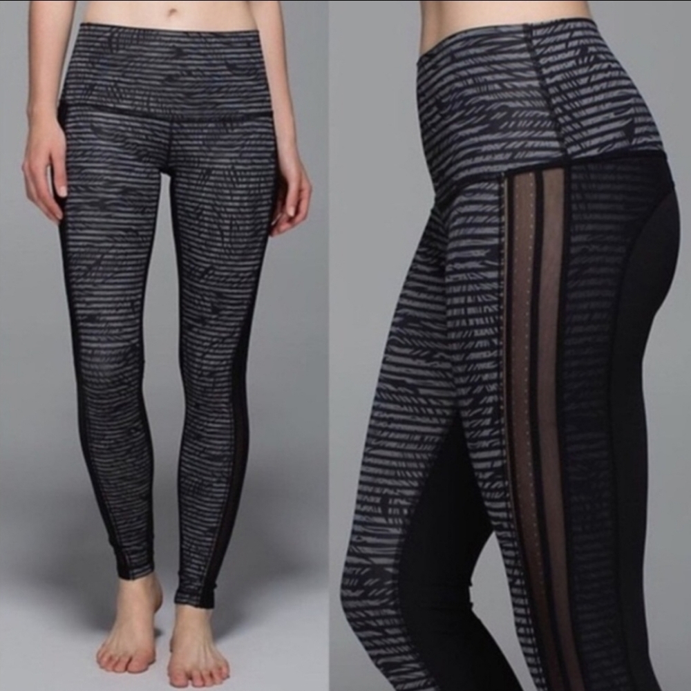 Rare Lululemon "Palm Tree" Stripped Leggin…